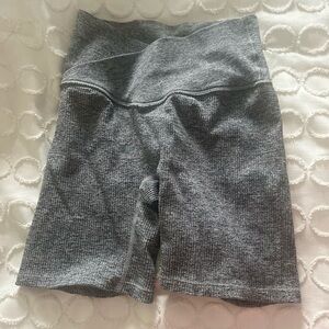 Colsie crossover biker shorts